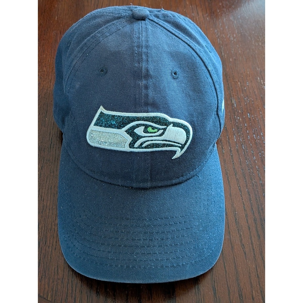 New‎ Era 9Twenty Seattle Seahawks NFL Hat Strapback Shiny Logo OSFM
